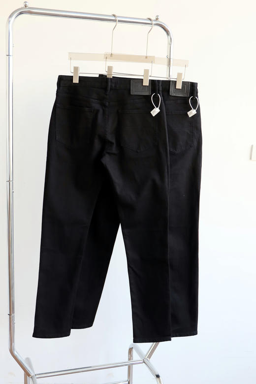 C0@CH 炭黑 小马车 弹力牛仔长裤 NZK200 商品图4