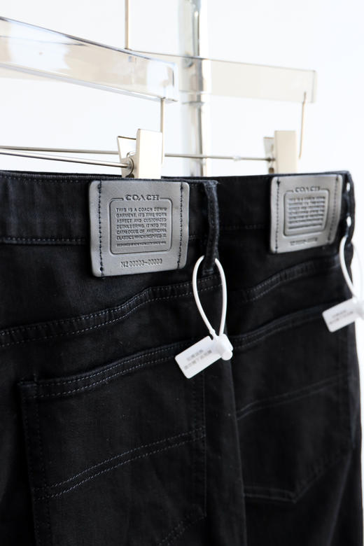C0@CH 炭黑 小马车 弹力牛仔长裤 NZK200 商品图5