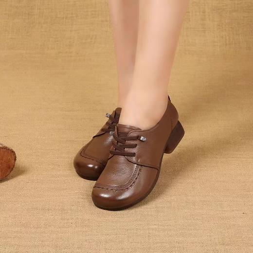 欧罗巴软底软皮复古深口单鞋牛津粗跟妈妈鞋 商品图3