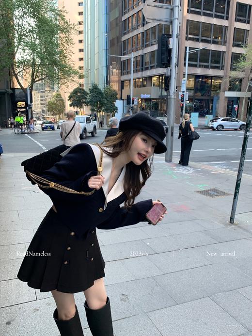 Read Nameless /悉尼海军风外套+暗夜金扣百褶裙裤 商品图7