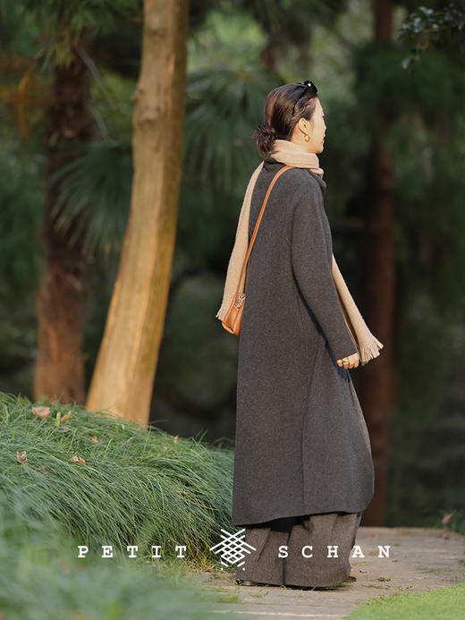 PETIT SCHAN小闪 CLO#173 city chatter 絮语 秋冬高端针织系列羊毛羊绒经典长开衫针织外套 商品图5