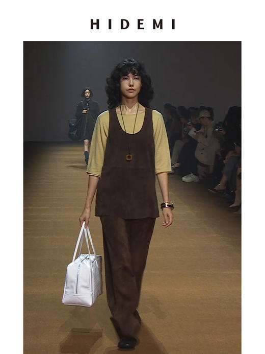 HIDEMI麂皮极简设计感圆领背心马夹长裤皮衣套装 背心上衣/阔腿裤 商品图2