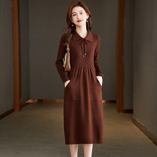 CC-LL-901娃娃领针织收腰连衣裙女中长款配大衣的内搭毛衣裙秋冬洋气打底裙 商品图0