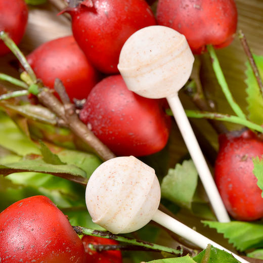 【8盒共80支】无糖山楂棒棒糖60g*8盒采摘新鲜的山楂原浆熬制，0添加，大人小孩孕妇都可任意放心吃 商品图3