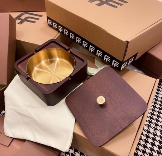 黑胡桃木烟灰缸家用客厅防飞灰香烟缸 商品图1