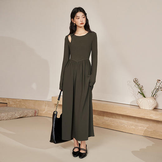 西遇法式长袖针织连衣裙女新款独特修身垂坠感长款伞裙D0032617 商品图1