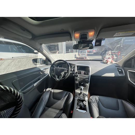 沃尔沃 XC60 T5 智进版【长租-北京】 商品图5