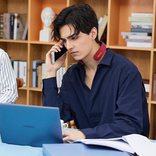 【小家电】SKG 颈椎按摩器 时尚颈椎按摩仪 肩颈按摩器 颈椎经络电脉冲护颈仪 智能颈椎按摩器 4330HF 商品图3