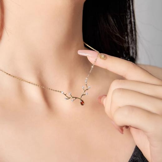 大英博物馆圣诞系列 一鹿有你 雪花项链 雪花蝴蝶结发饰圣诞节礼物 商品图1