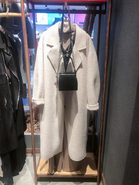 2F印象主题毛呢大衣