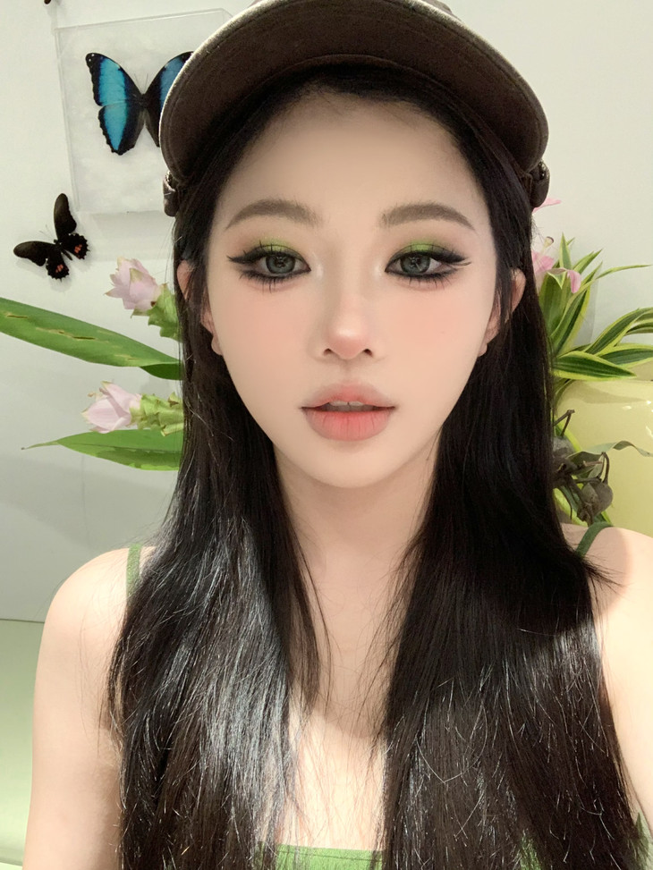 TOASTNOMI 年抛隐形眼镜 纳吉尼绿 14.5mm 1副/2片 左右度数可不同 - VVCON美瞳商城