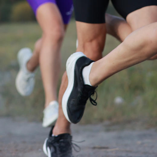 必迈狩猎2.0专业马拉松竞速训练跑鞋超轻透气回弹防滑耐磨跑步鞋 商品图9