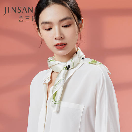 金三塔趣味熊猫真丝印花小方巾桑蚕丝围巾女丝巾    WF147 商品图1