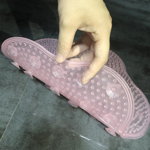 【按摩防滑垫！搓澡器】贴墙搓背不求人 洁肤按摩两不误；硅胶立柱 清洁按摩脚底；不挑容器 随时在家享受spa; 柔软弹性 舒适触感。懒人洗脚搓澡搓背脚底去死皮洗脚刷浴室地面防滑 商品图2