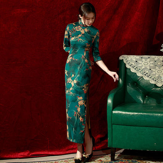 WZY6009 中长袖双层长款旗袍2024新款女老上海走秀款演出服装 商品图1