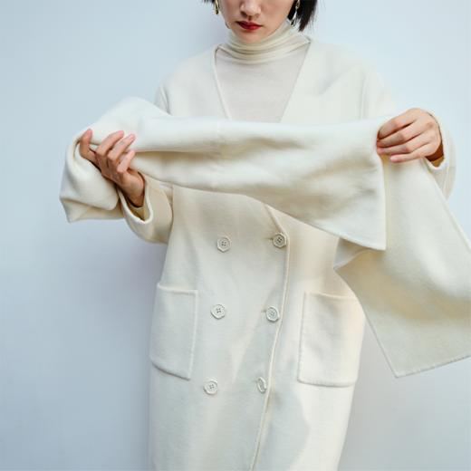 LIYIHAN 围巾式双面呢大衣 Y234D11702 商品图3