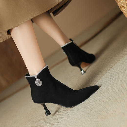 气质通勤短靴，尖头细跟高跟黑色裸靴HCYYHD-5029 商品图2