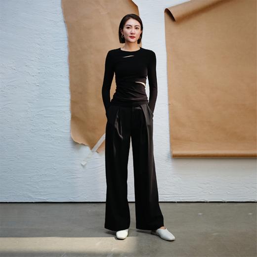 LIYIHAN 不规则褶皱打底衫 Y233S00390 商品图1