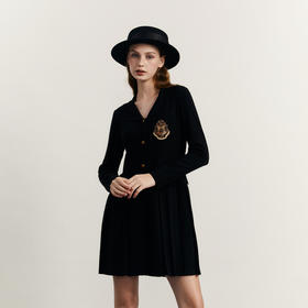 谜底针织连衣裙女2023冬新品英伦风时尚刺绣修身中长裙234MZ1857