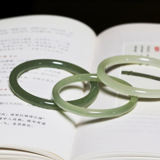 和田玉（青玉-晴水）手镯--叮当镯/直径5-6mm（圈口请备注留言） 商品图1