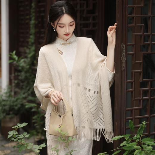 新款旗袍外搭，披肩文艺复古百搭纯色镂空披肩SJT393 商品图1