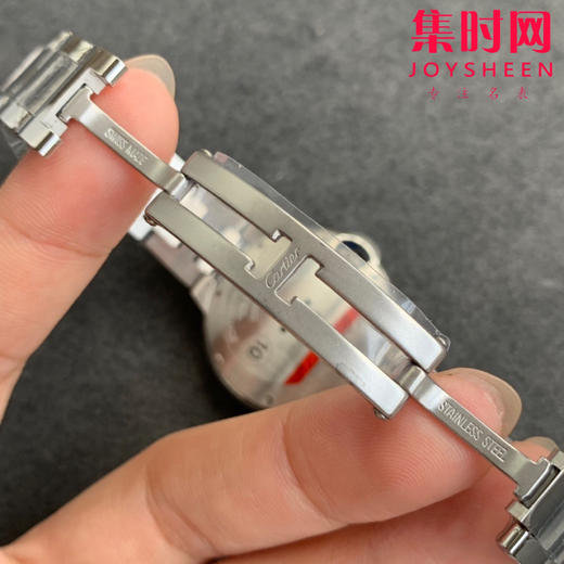 卡地亚 V6蓝气球系列 33mm中号款  新字面 搭载瑞士郎达石英Cal.157机芯（正品一致）316L全精钢材质 商品图6