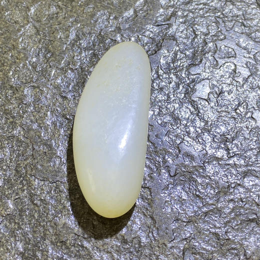 和田玉（白玉）籽料原石15g（价格面议） 商品图0