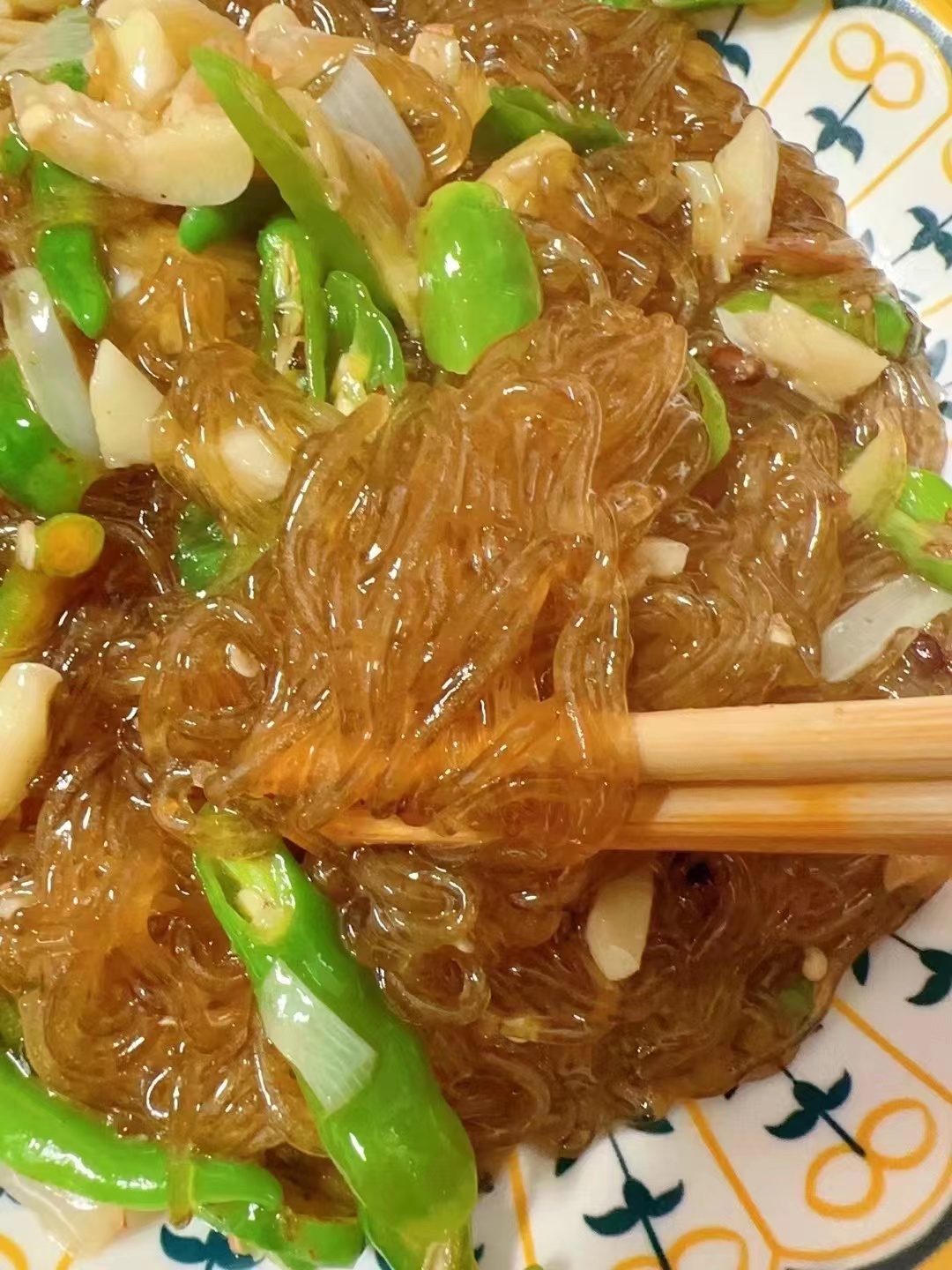 周五取货：【刘井山芋粉丝】一袋500g，纯山芋粉，无添加绿色健康，劲道爽滑，久煮不糊，口感好！