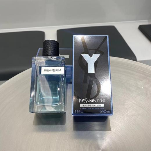 YSL先锋男士淡香水淡蓝色的香水 棱角分明的透明瓶身 商品图3