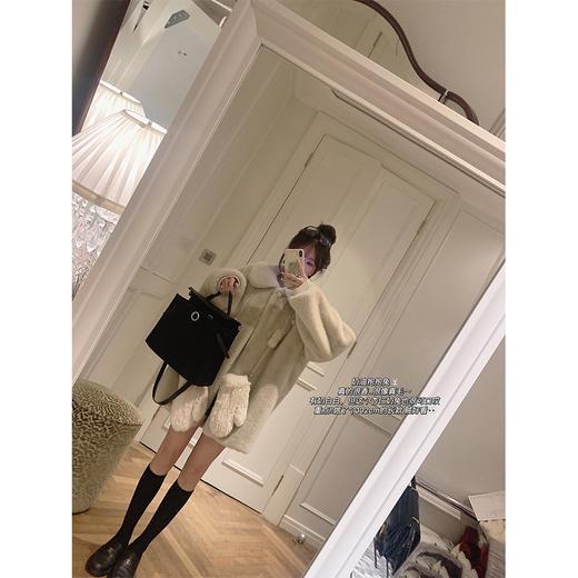 金蘑菇菇【断码只有M的了 】 Creamy抱抱兔 / 长短款哦  小翻领宽松洋气环保皮草外套 商品图2