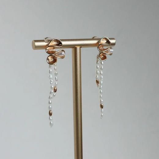 pearlside	金属花边珍珠流苏耳饰 商品图1