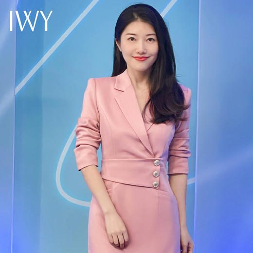 IWY/珊瑚粉时尚主持人正装女气质通勤职业套裙假两件西装22Q232 商品图4