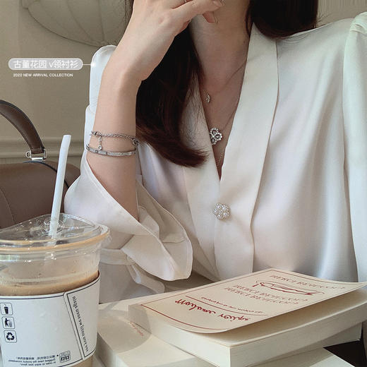 M码 金蘑菇菇【黑标手工坊 世家限定】世家限定 v领衬衫 现货 商品图5