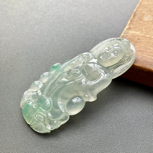 冰种飘阳绿翡翠大观音 商品图1