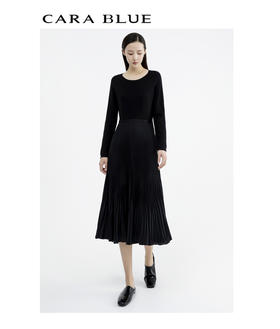 CARA BLUE压褶工艺针梭相拼修身黑色连衣裙