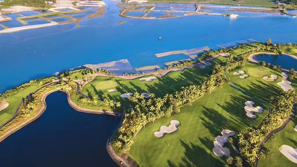 海南三亚海棠湾海中海高尔夫球会