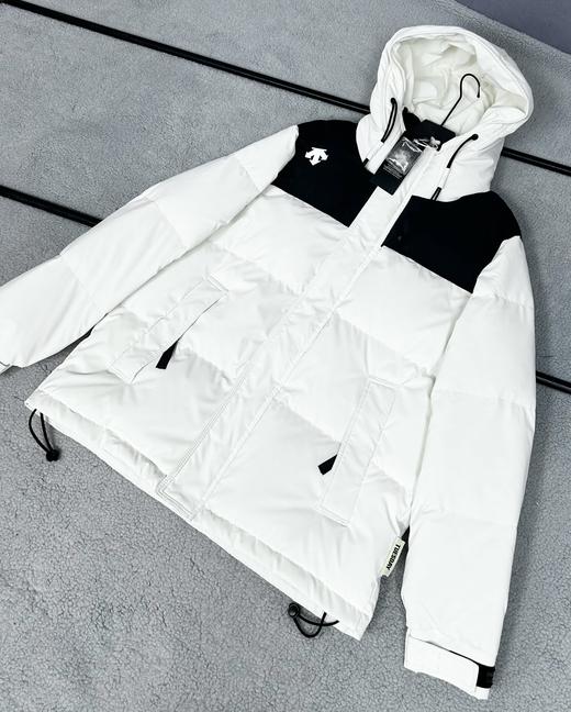 点此购买 迪桑特冬季男女同款防水机能户外羽绒服 yg 270168 商品图7