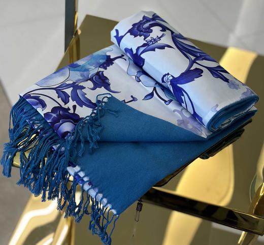 优品堂【春花秋月】双面双色披肩围巾两用 商品图5