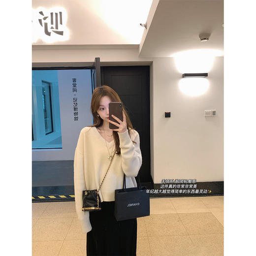 金蘑菇菇 100羊毛伞裙 黑白两色 毛衣大衣搭配的好搭档哦 商品图1