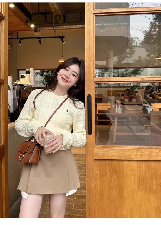 【风风同款！小马刺绣麻花毛衣】秋冬2025新款打底衫软糯慵懒风韩版套头内搭针织衫显瘦圆领打底毛衣 商品图4