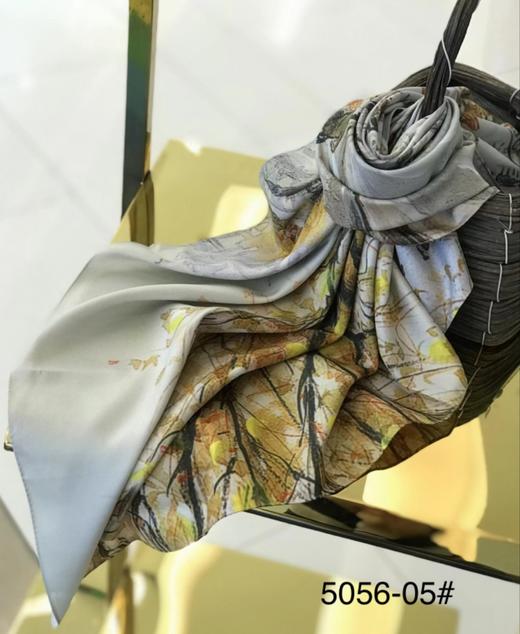 优品堂【心语】斜纹手感丝90*90方巾 商品图3