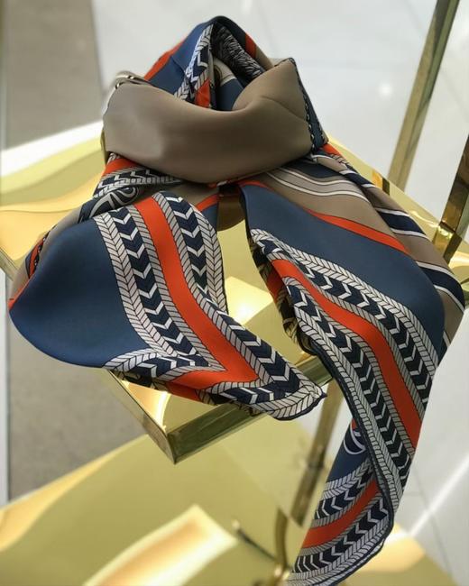 优品堂【雍容华贵】重磅桑蚕丝140*140方巾 商品图1