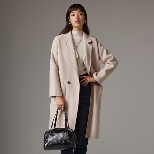 IN AND ON 经典显瘦手工羊毛大衣22602 商品图5