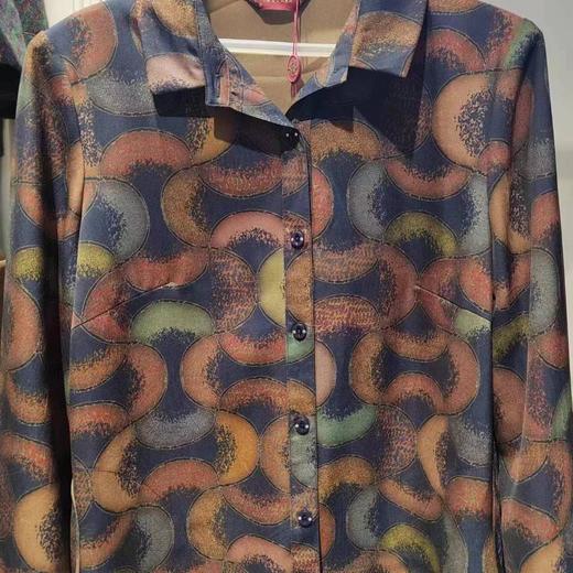 南3万山贵夫人长袖衫 商品图1