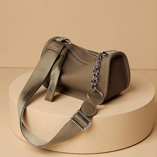 Safiya/索菲娅2023新款头层牛皮爆款腋下包单肩包女士斜挎包SF9136051Y 商品图3