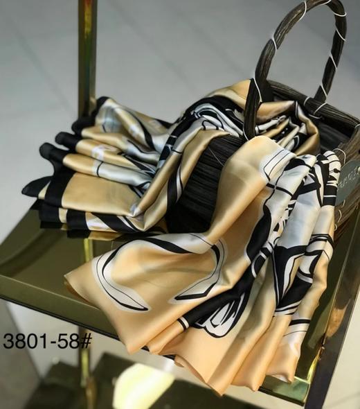 优品堂【花花世界】手感丝长巾 商品图1