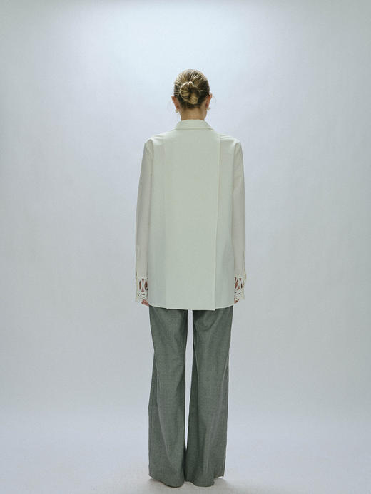 Viktoria Chan｜AW23025 Amalia long shirt [ 白 ] 商品图3