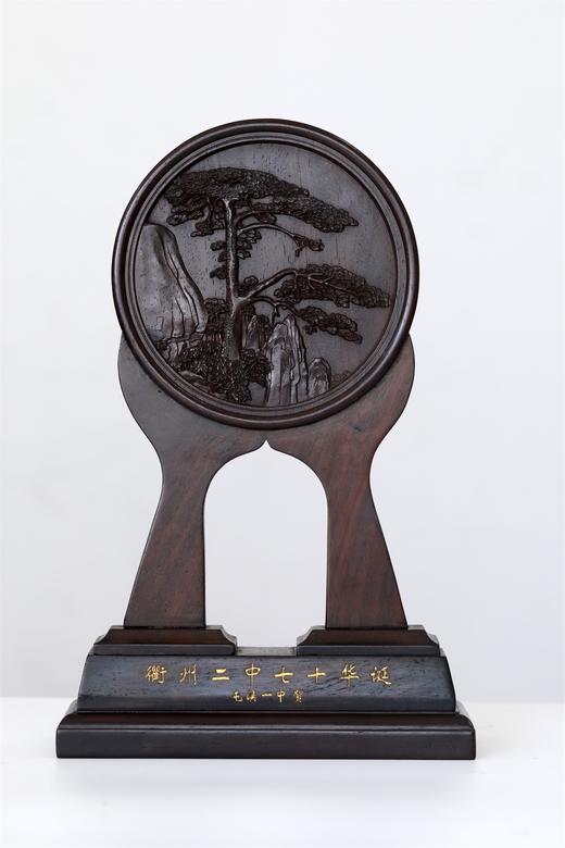 迎客松木雕奖牌纪念牌图案可定制 商品图0