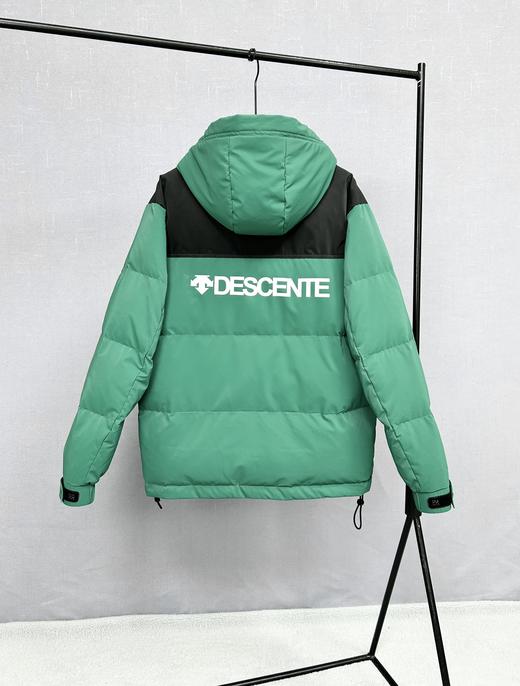 点此购买 迪桑特冬季男女同款防水机能户外羽绒服 yg 270168 商品图5