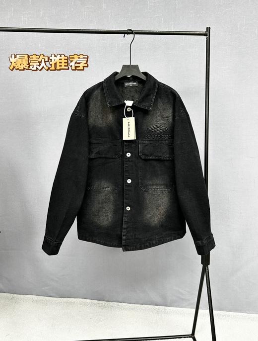 点此购买 巴黎世家秋冬季加绒男女款做旧牛仔外套 yg 270170 商品图6